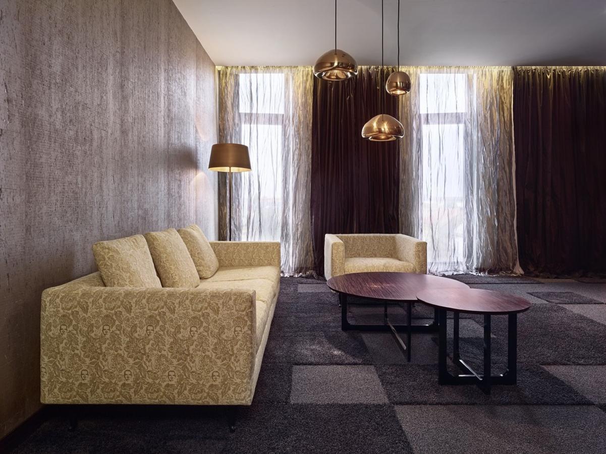 Theatre Hotel Оломоуц Екстер'єр фото